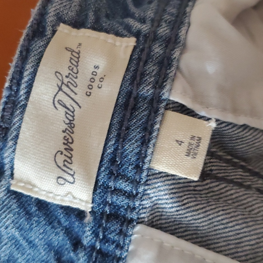 Universal Thread cargo jeans - Picture 3 of 3
